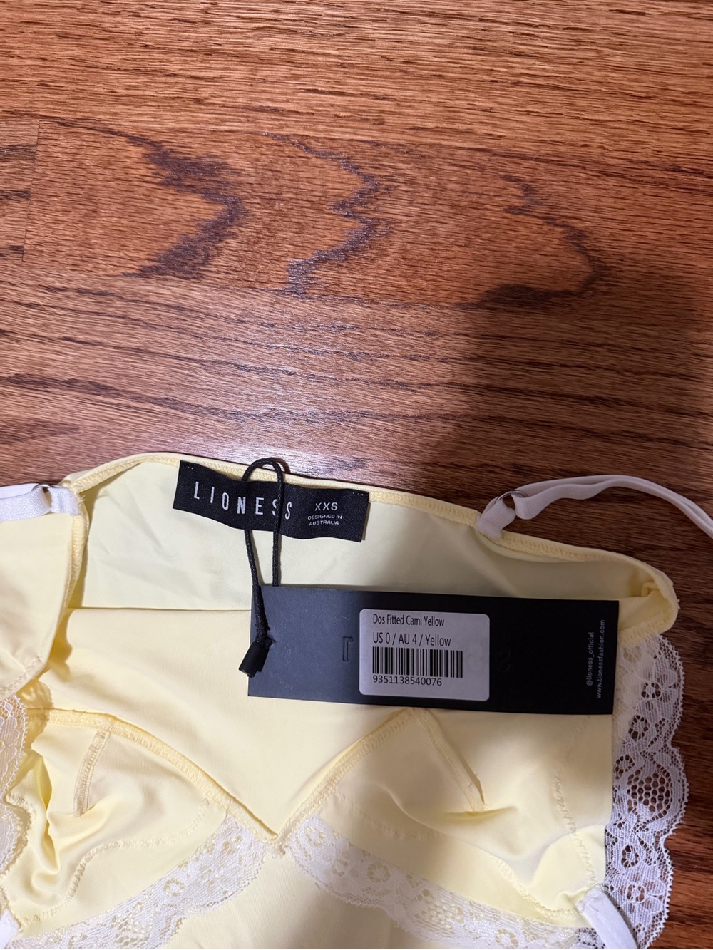 NWT lace cami - Picture 2 of 3